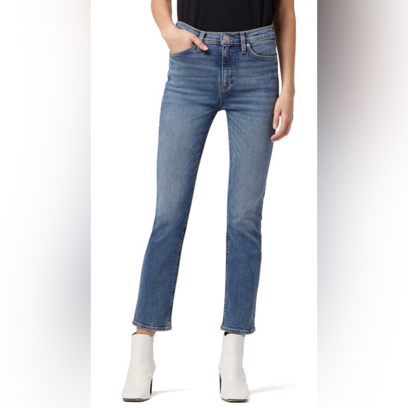 Hudson Jeans Barbara High Waist, straight leg ankle jeans in Omega wash - Picture 5 of 16